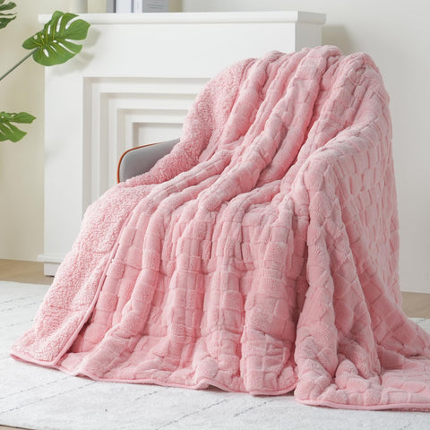 Fleece Checkerboard Weighted Blankets