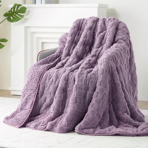 Fleece Checkerboard Weighted Blankets