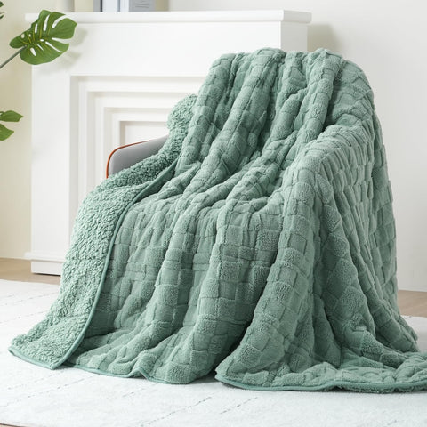 Fleece Checkerboard Weighted Blankets