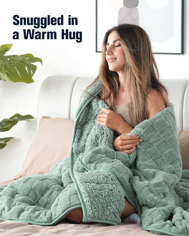 Fleece Checkerboard Weighted Blankets