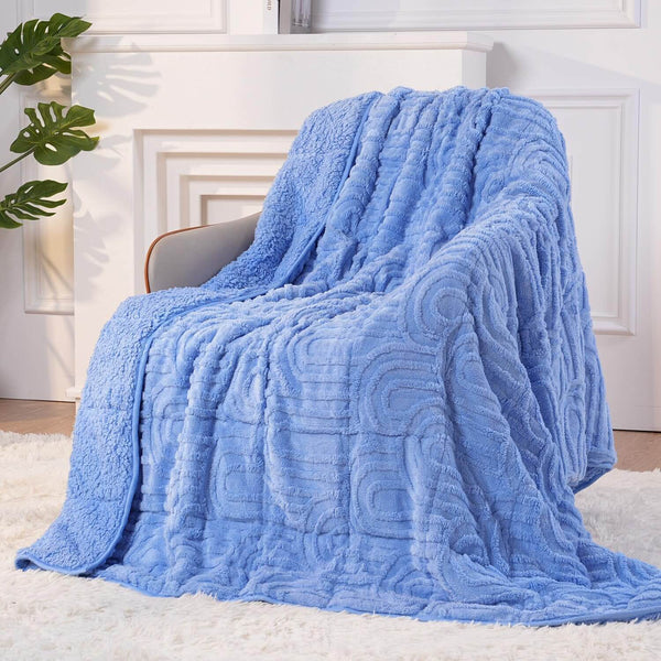 Arched Jacquard Sherpa Fleece Weighted Blanket | Blue