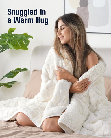 Fleece Checkerboard Weighted Blankets | White