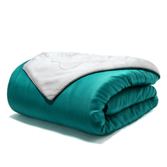 Green Summer Blanket Suitable for Night Sweats & Hot Flashes