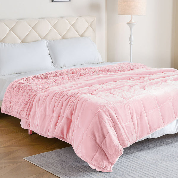 Uttermara-Sherpa-Fleece-Weighted-Blankets-121520_lbs_Pink-007_53fbbb84-ca56-4979-a639-70ed5b97c49d