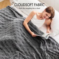 Uttermara Gray Fleece Blanket