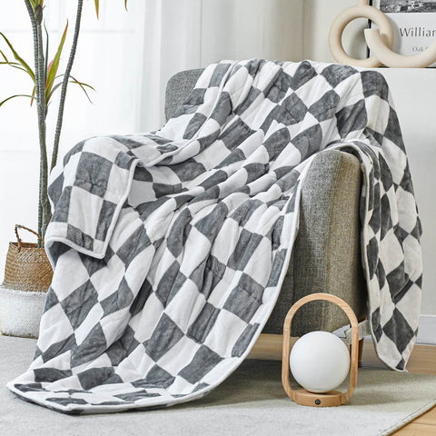 Checkerboard Grid Flannel Weighted Blankets